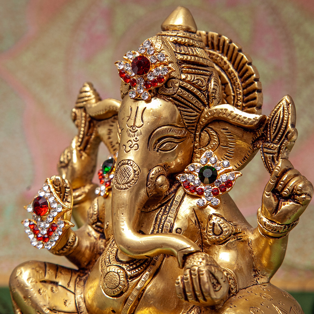 Coppia di orecchini in pietra - Foglia sussurrante / 23x22 mm / Gioielli in pietra per decorazioni divine