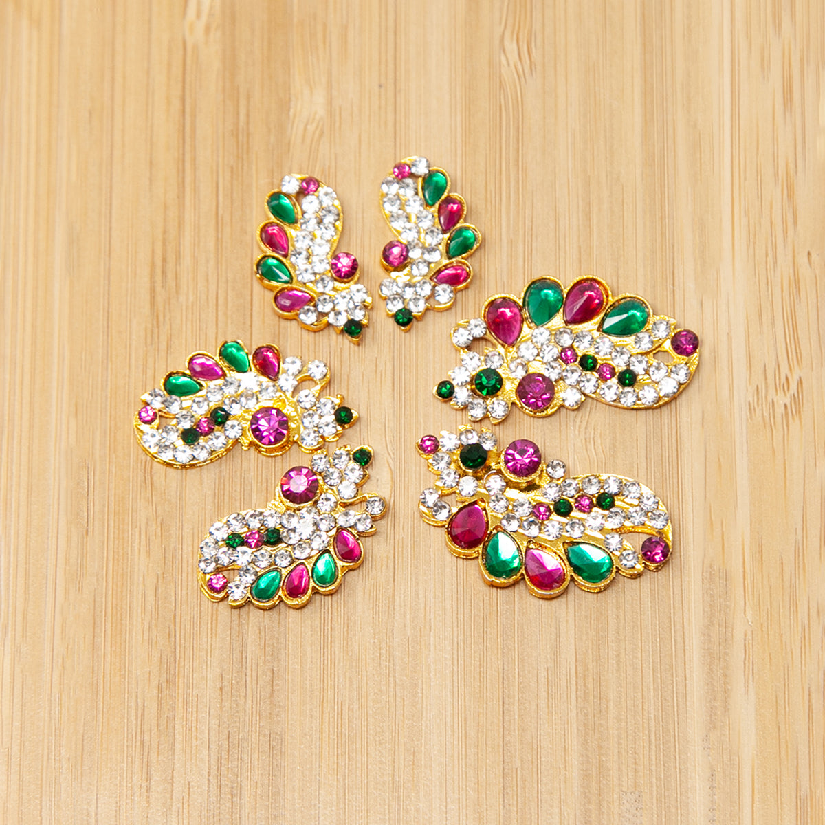 #Design_Emerald & Fuchsia