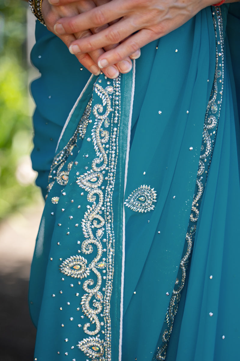 Sari in georgette ricamato blu azzurro