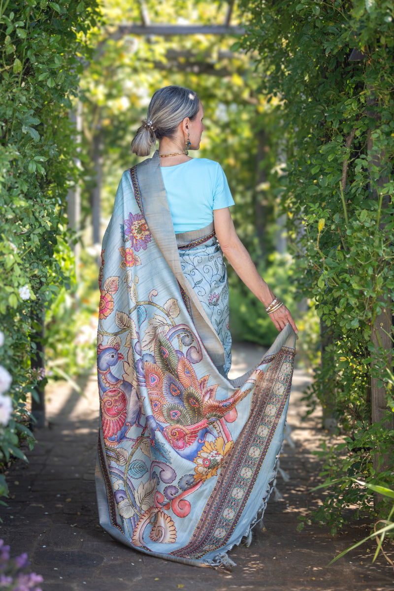 Wedgewood Grey Crepe Cotton Saree con stampa digitale