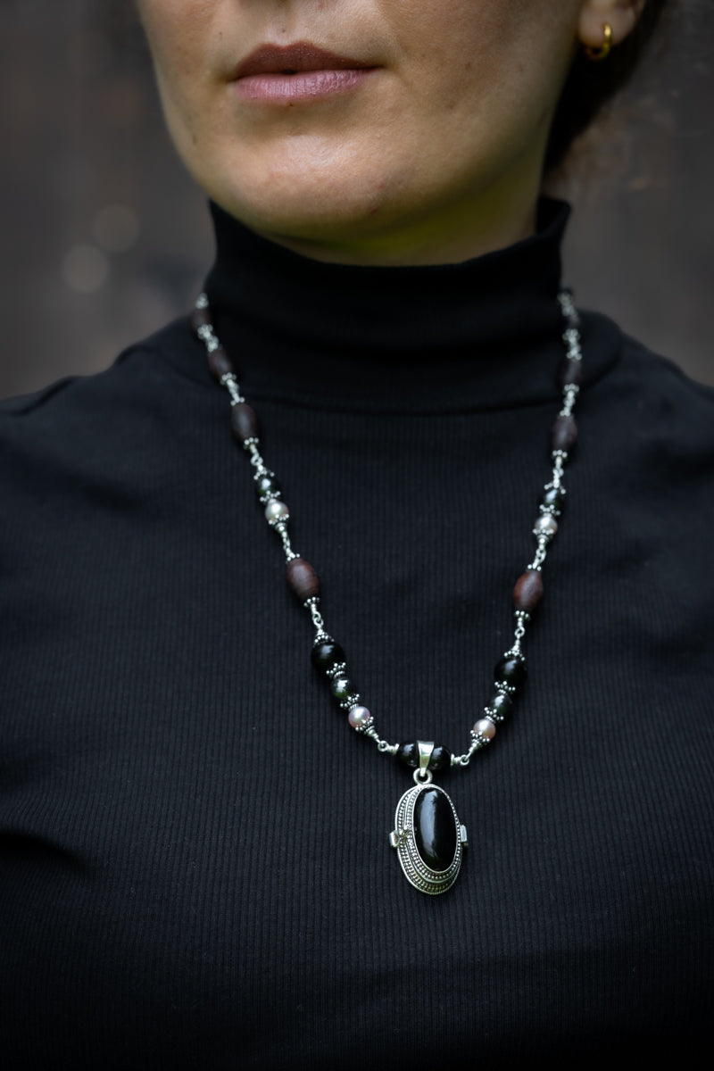 MEDAGLIONE PENDENTE: Ematite