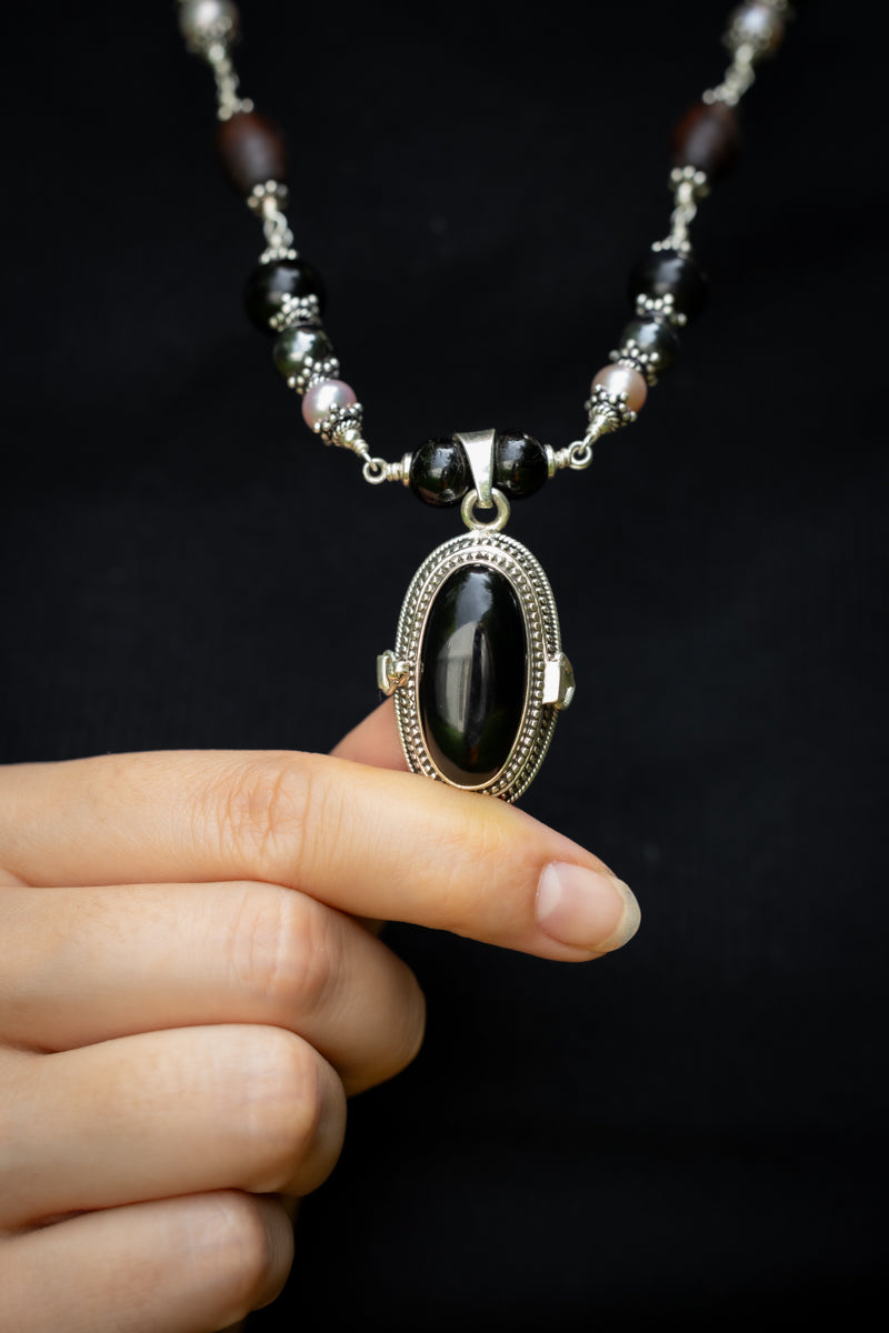 PENDANT LOCKET: Hematite
