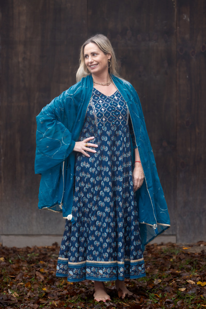 Abito Anarkali in loto blu zaffiro
