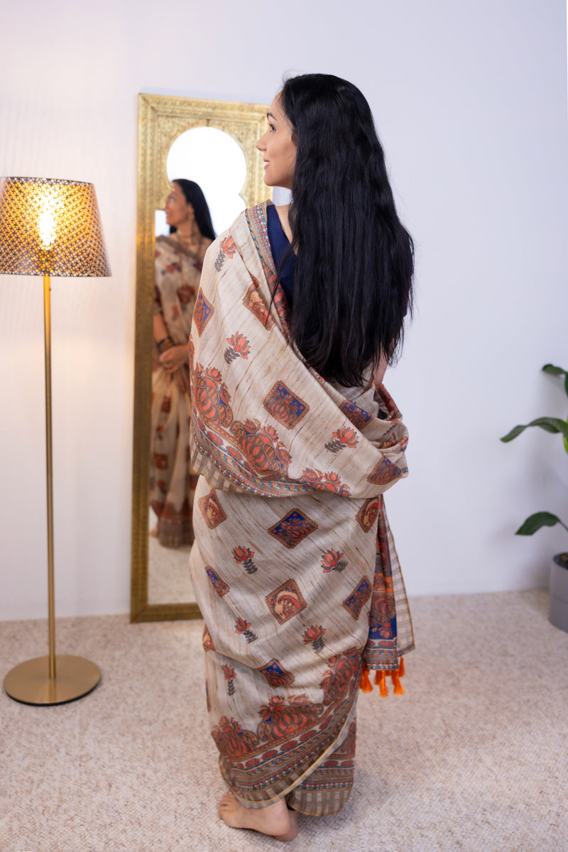 Beige Semi Tussar Saree & Madhubani Printed Pallu