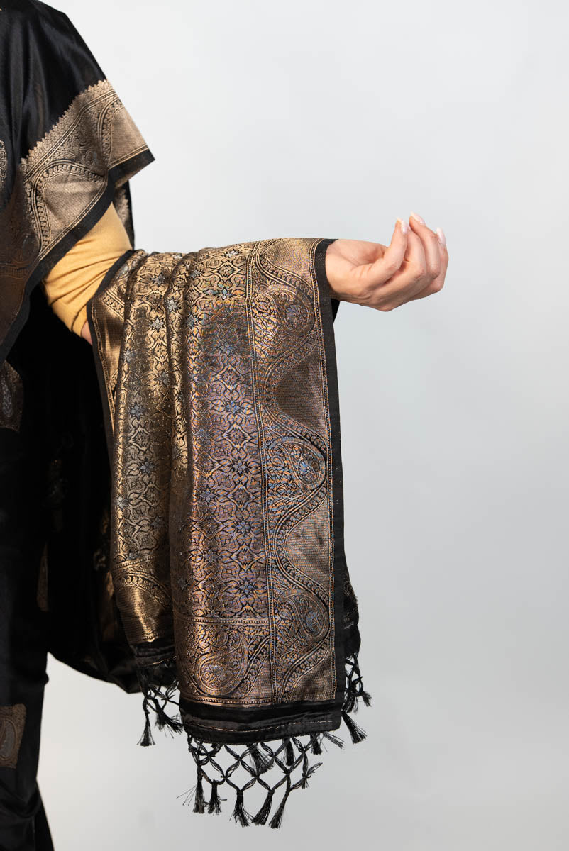 Black Weaving Jacquard Traditional Saree