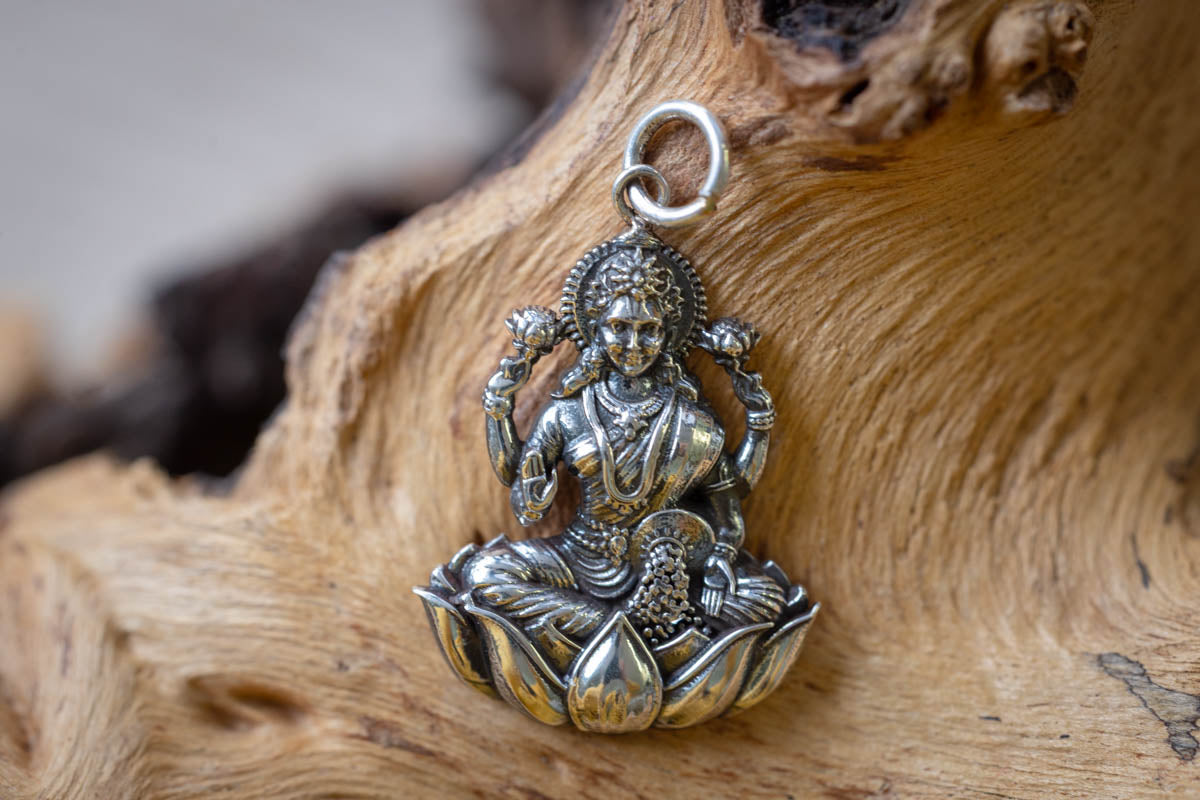 Maha-Lakshmi Small - Sterling silver