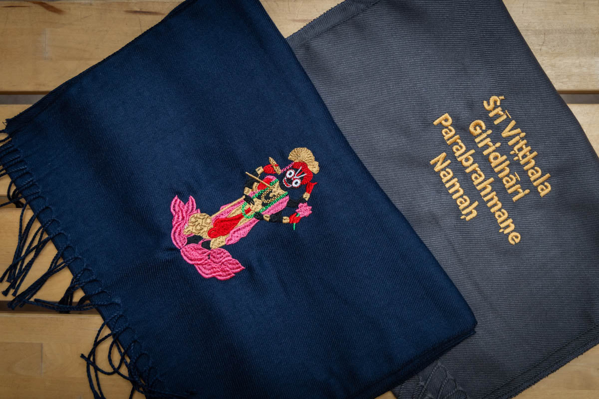 Scarf with SVGPN