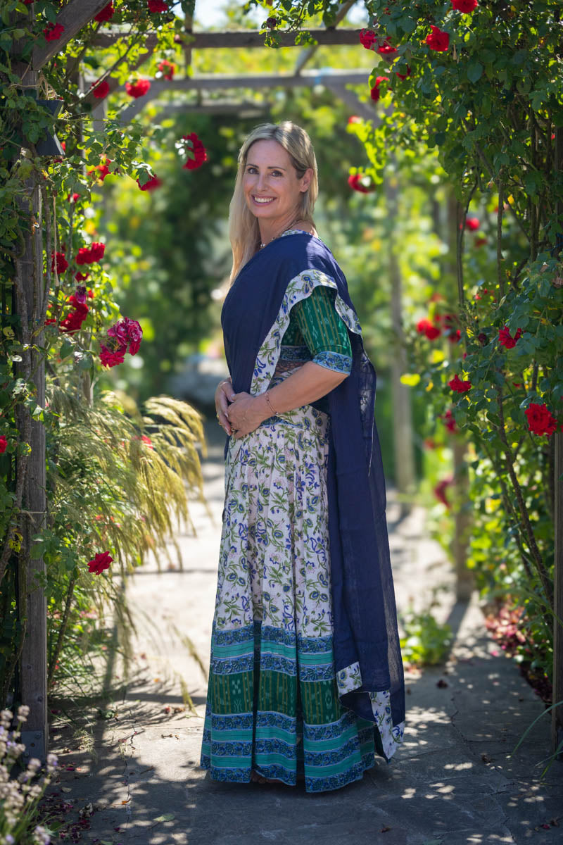 Gopi Dress Set, size 'L'