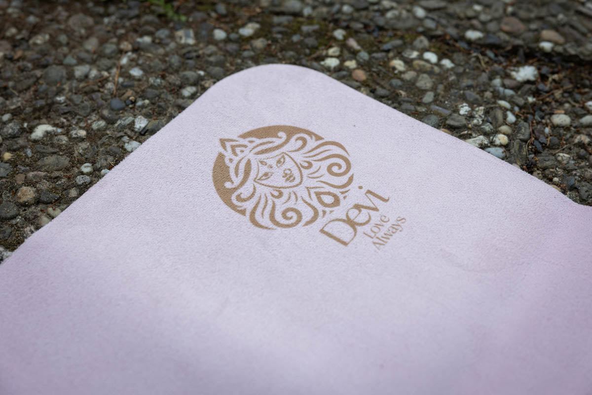 Devi Travel Yoga Mat, Pink