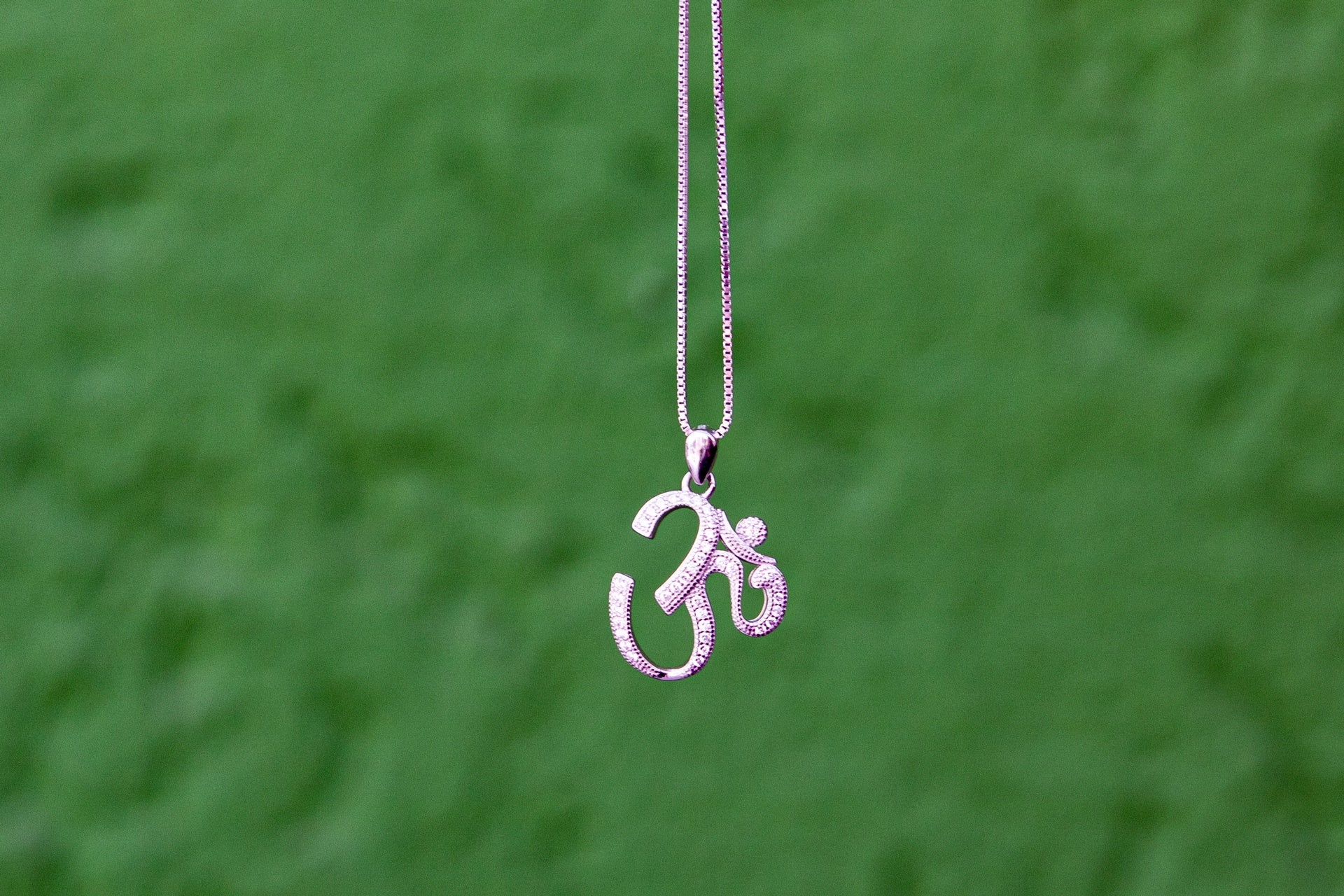 OM Necklace - Subtle Sparkles