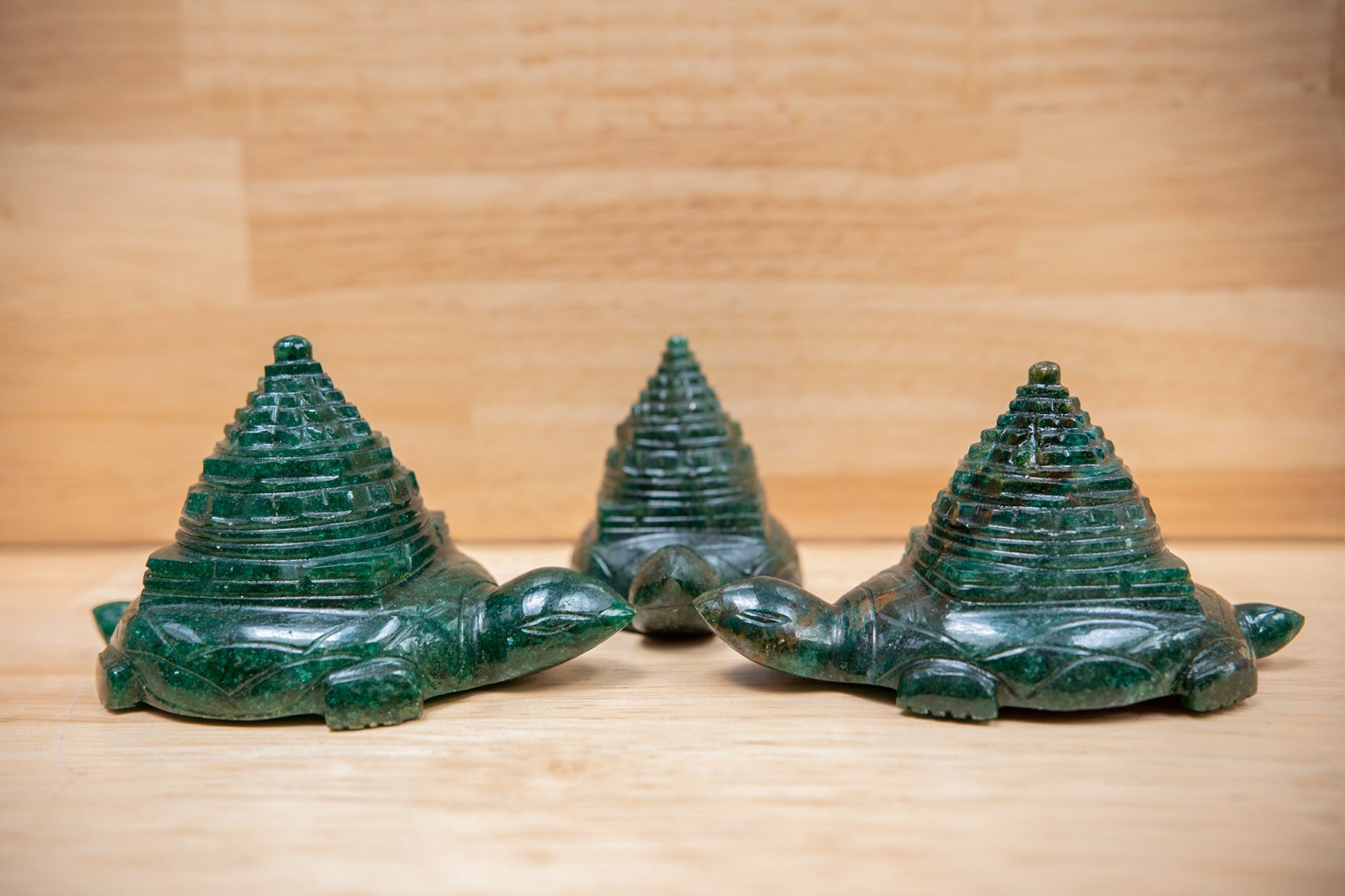 MahaMeru Sri Yantra sulla Tartaruga - Giada