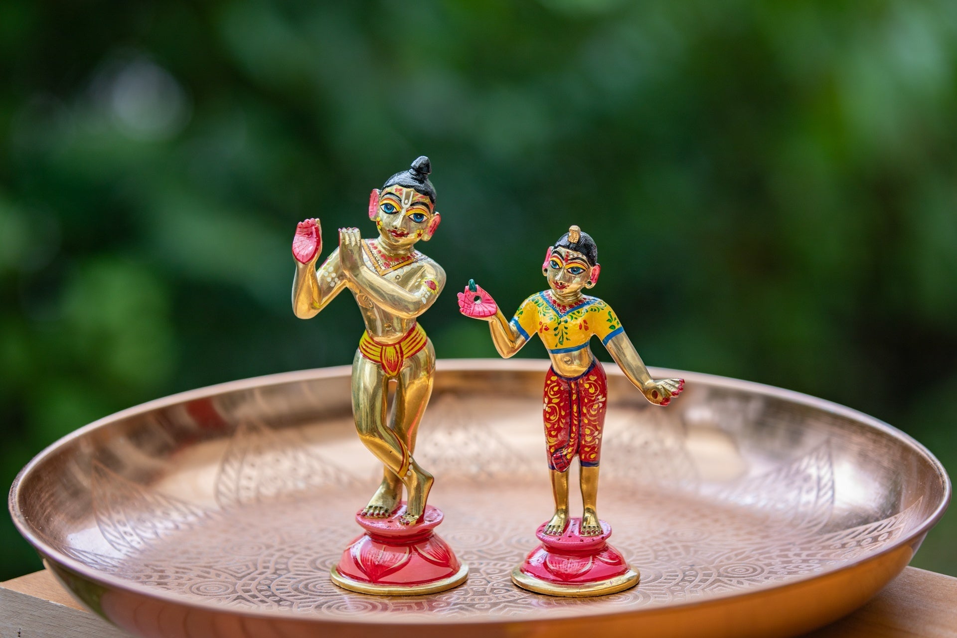 Radha-Krishna murtis - piccolo