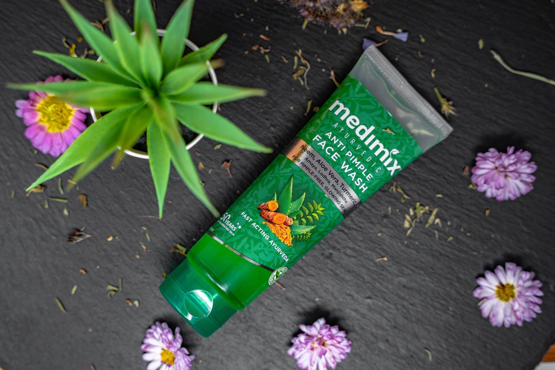 Detergente viso ayurvedico anti-brufoli