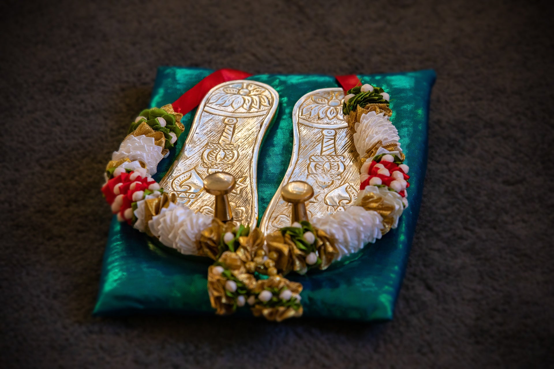 Deity Garland .2 - Medium