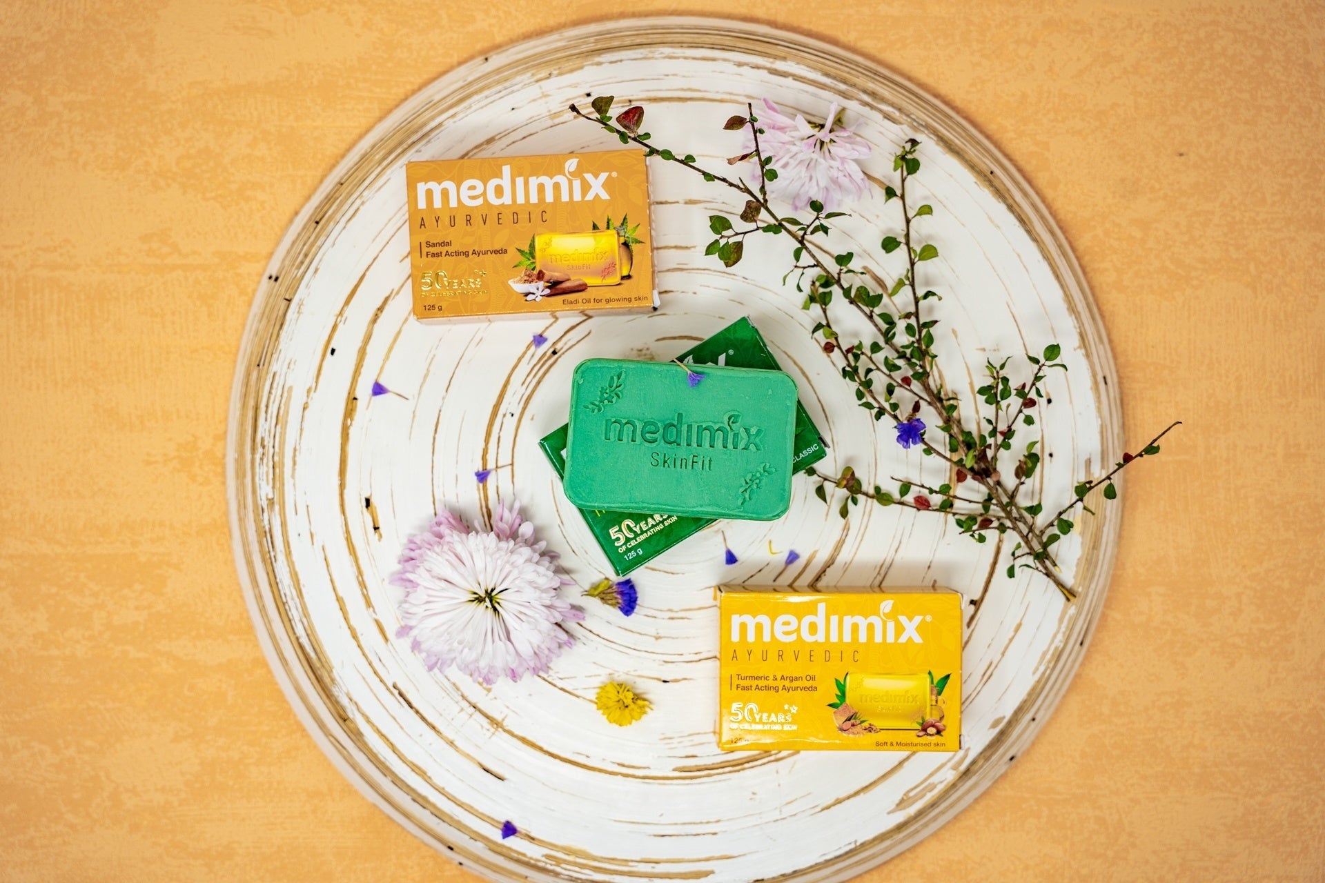 MEDIMIX Sapone ayurvedico alla CURCUMA e all'OLIO DI AGRAN