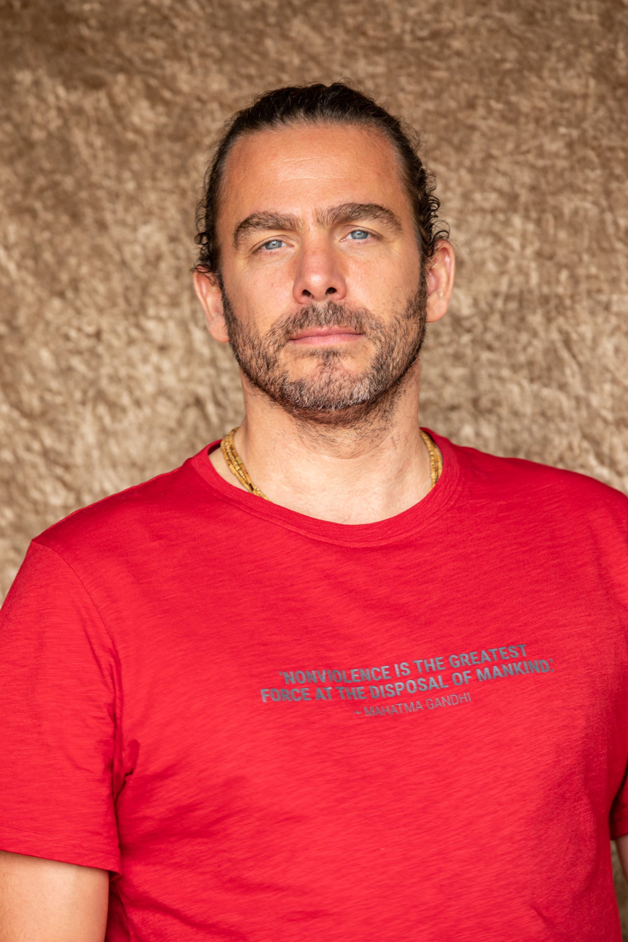 Non violence Organic T-shirt