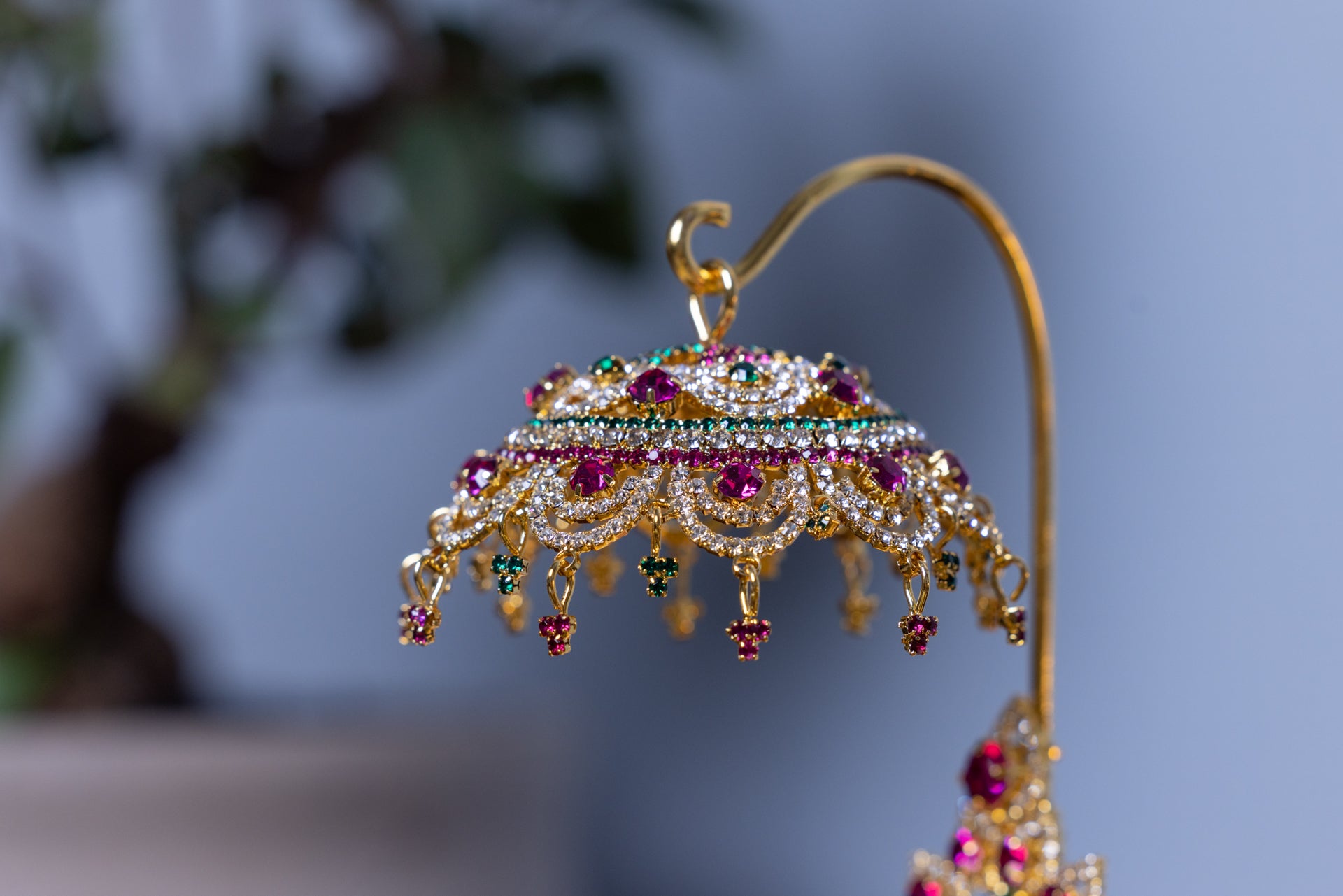 Deity Lotus Singhasan with Chatar