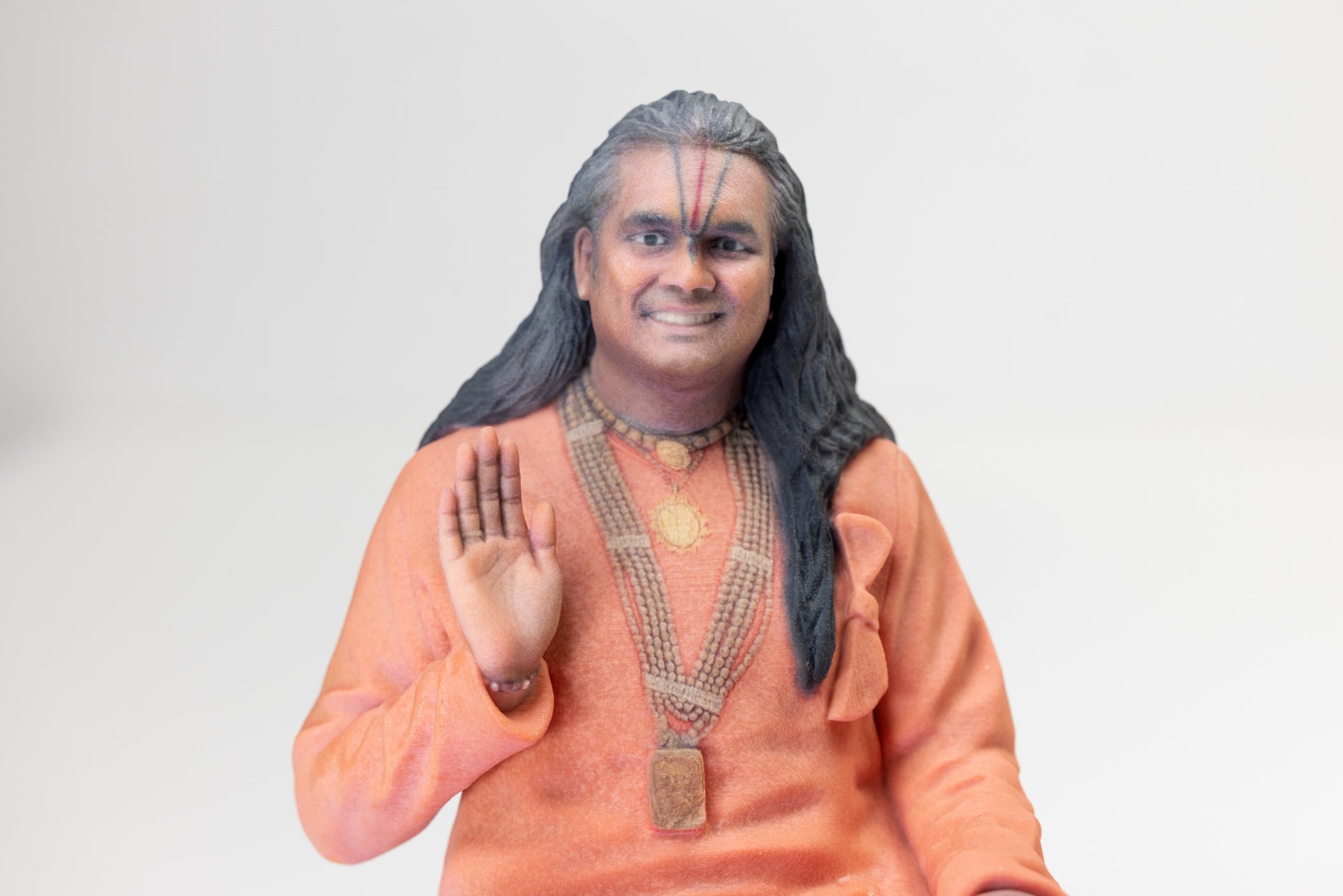 3-D Murti of Paramahamsa Vishwananda: Seated