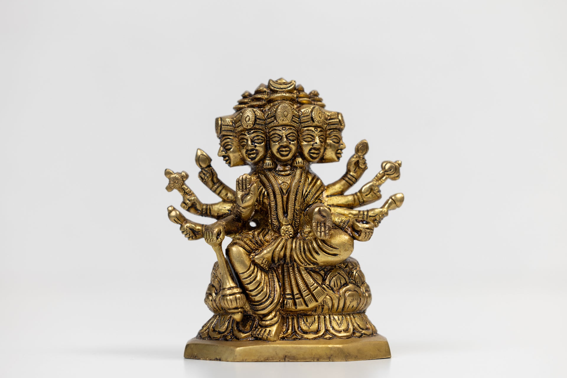 Gayatri Devi murti