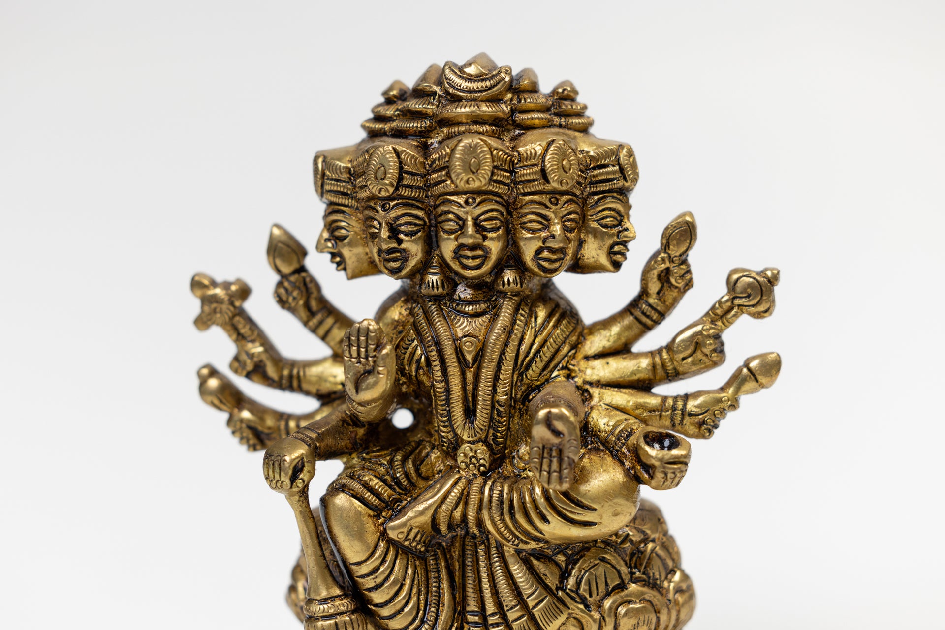 Gayatri Devi murti