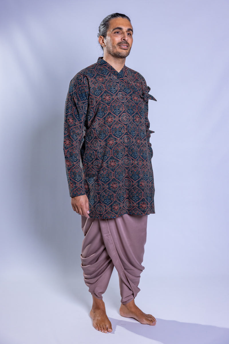 Bagal Bandi Kurta, manica lunga