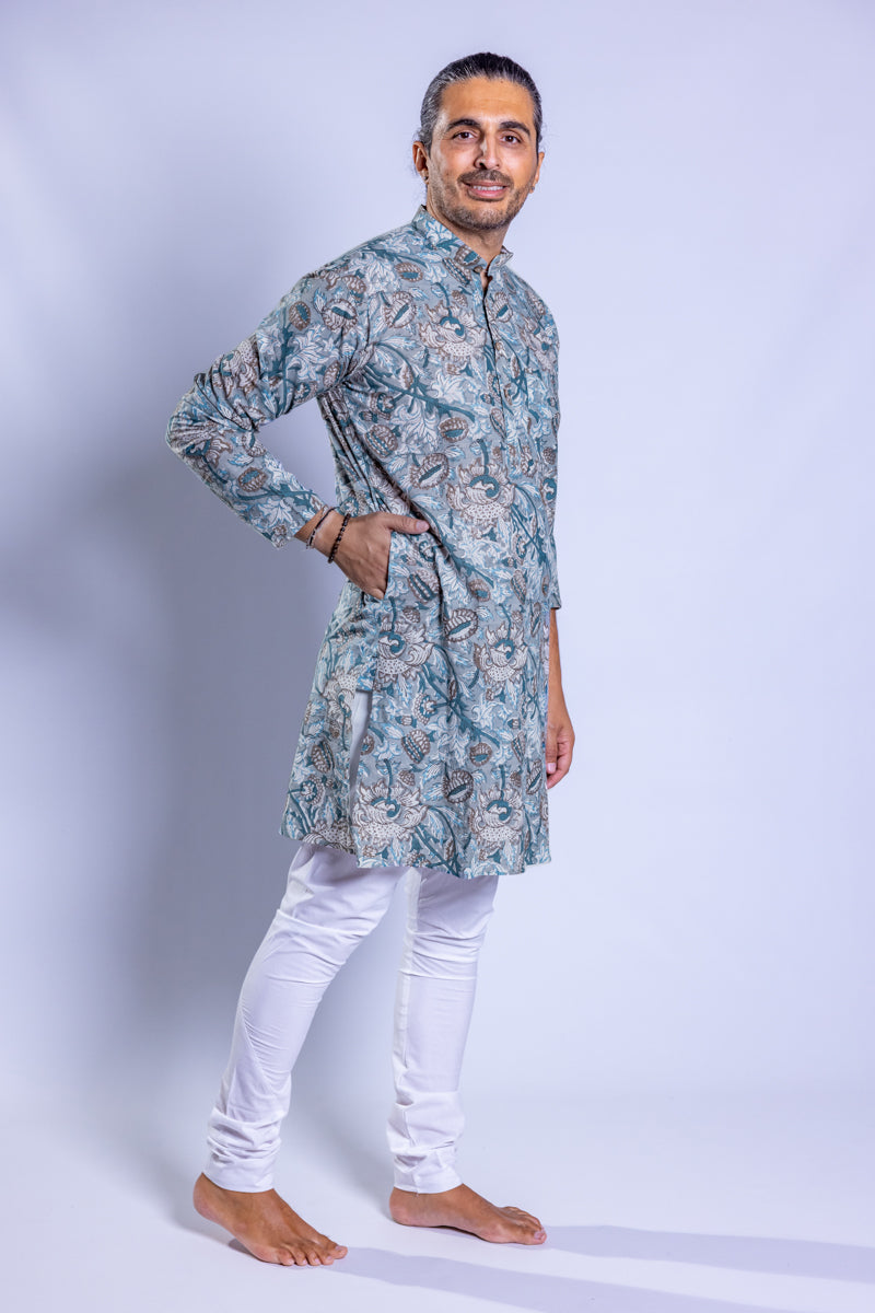 Kurta in cotone stampato con pantaloni