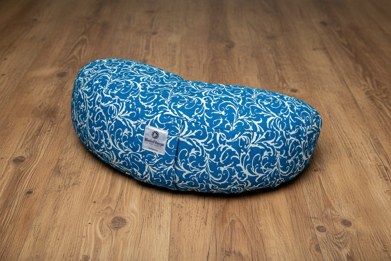 Meditation Cushion, Half-moon, Azure Vines