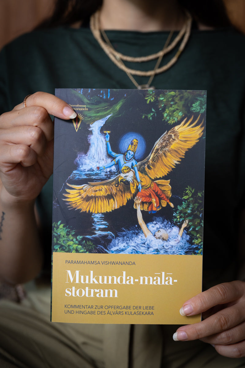 Mukunda-mālā-stotram: kommentar zur opfergabe der liebe und hingabe des Alvars Kulasekara