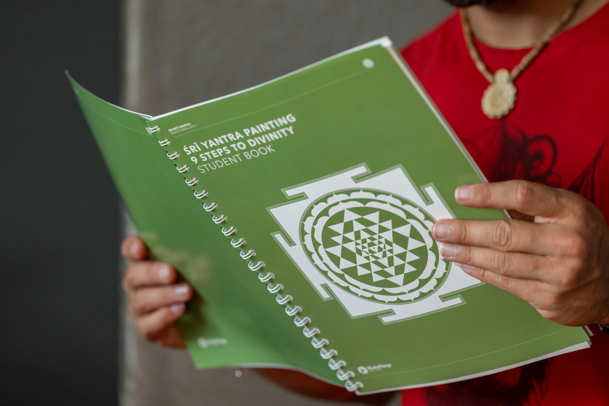 SRI YANTRA PAINTING Libro dello studente