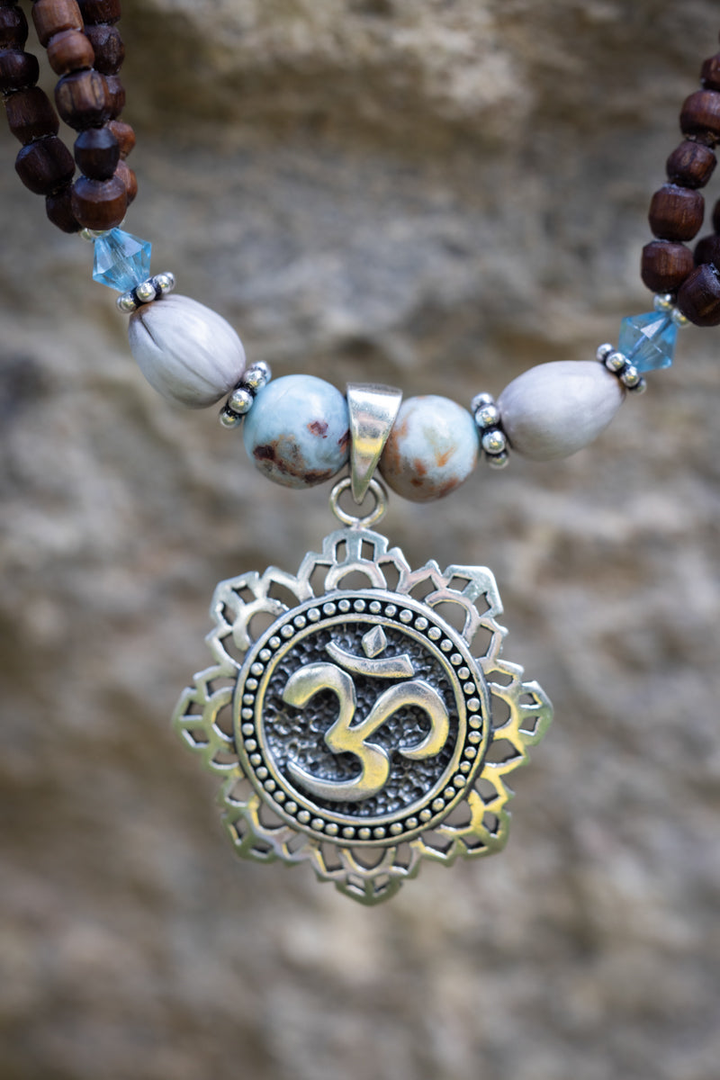 3-strand OM: Larimar