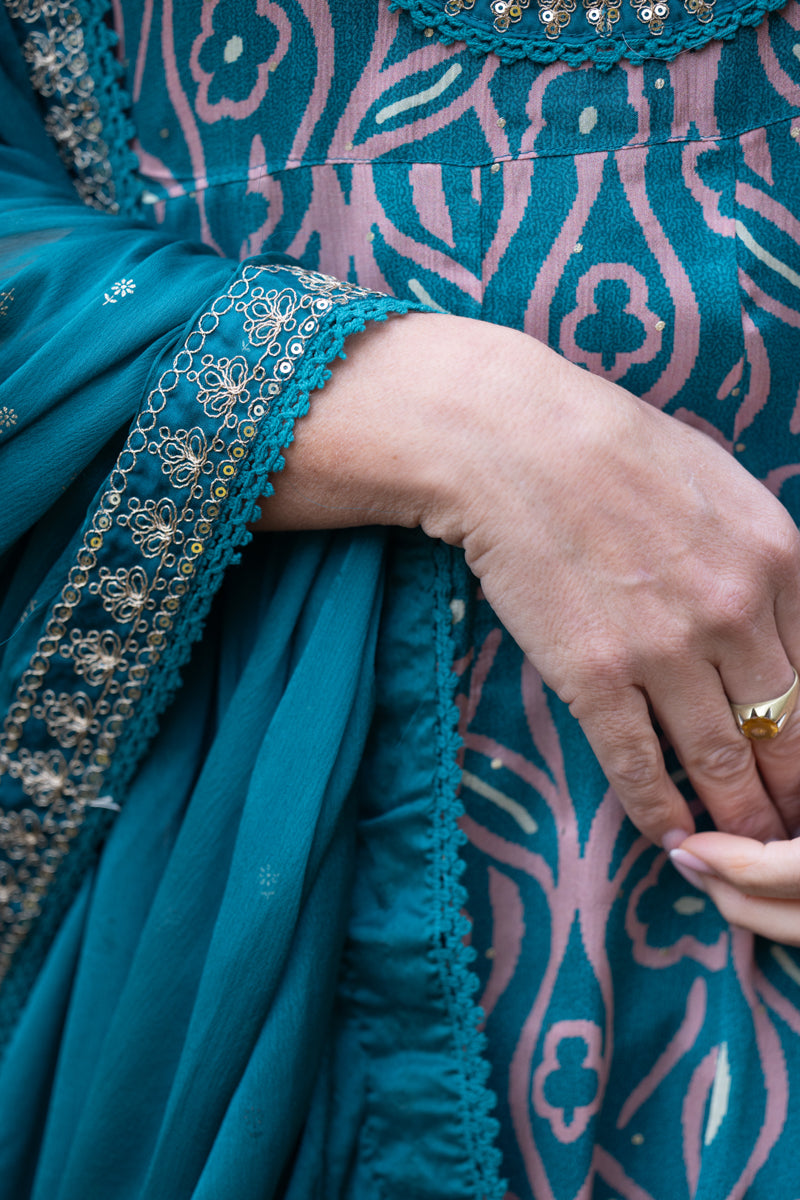 Sea Green Embroidered Vichitra Anarkali Set