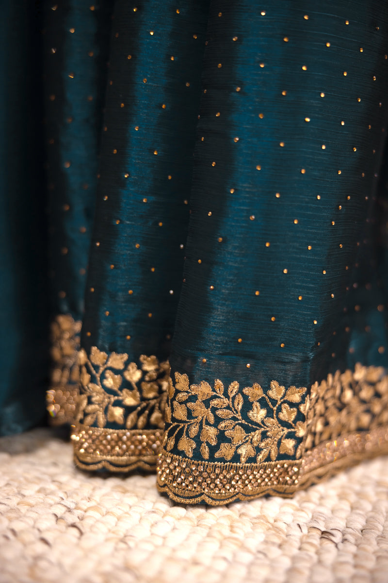 Saree in georgette ricamato verde blu scuro