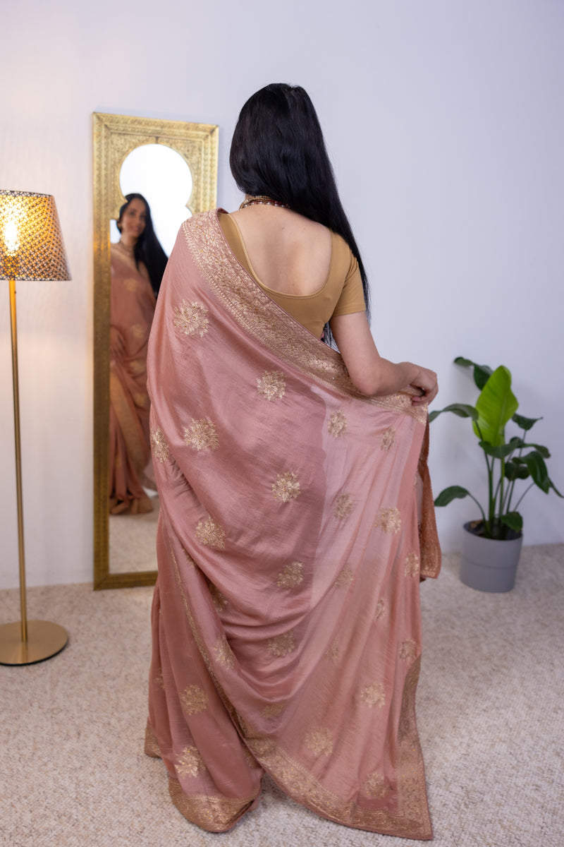 Saree in seta Chinon color oro rosa