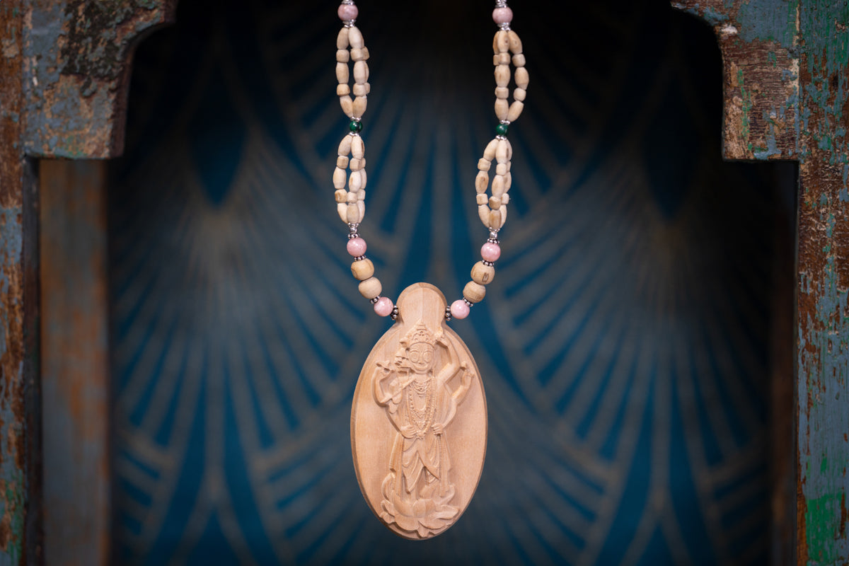 Sri Vitthala Giridhari Parabrahman Tulsi Pendant