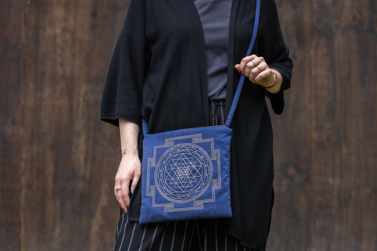 #Colour_Dark Blue