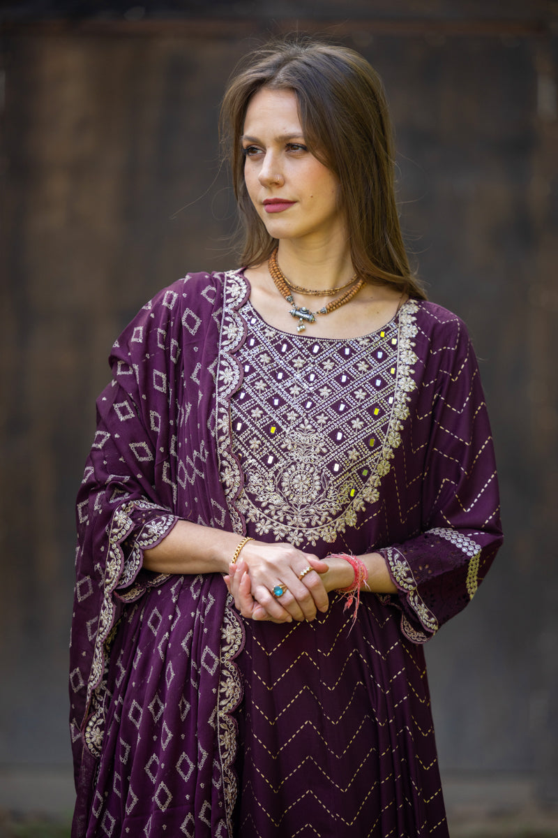 Abito Anarkali elegante/2249, 3 pezzi / Viola scuro