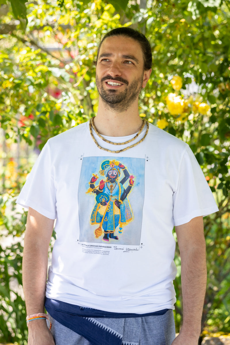SRI VITTHALA GIRIDHARI PARABRAHMAN Prabhu T-shirt