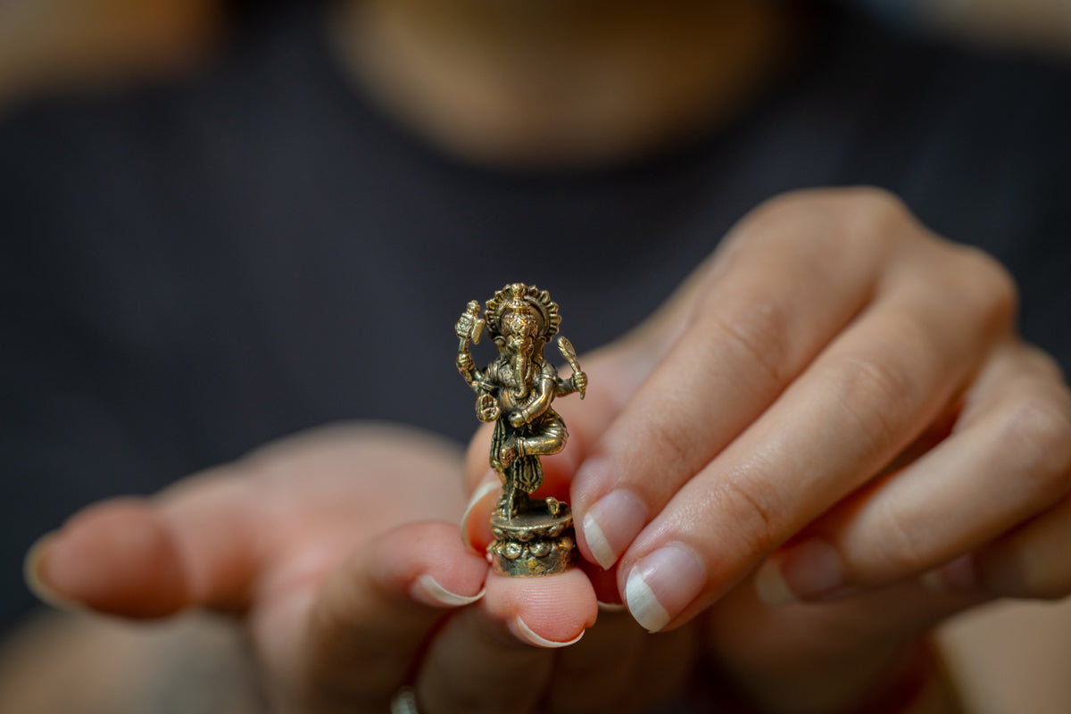 Lord Ganesha dancing - mini murti