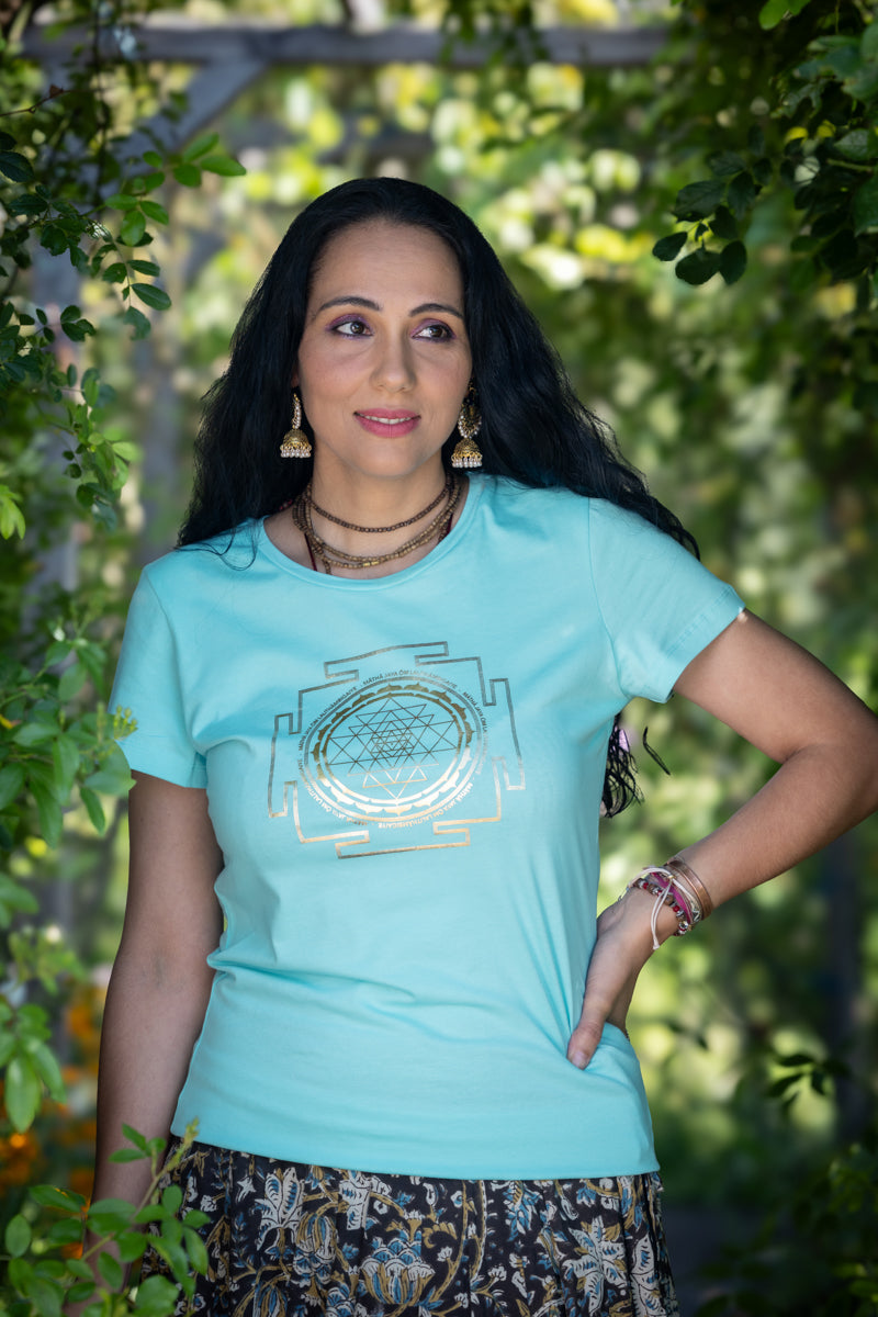 Sri Yantra T-shirt - Turquoise Blue