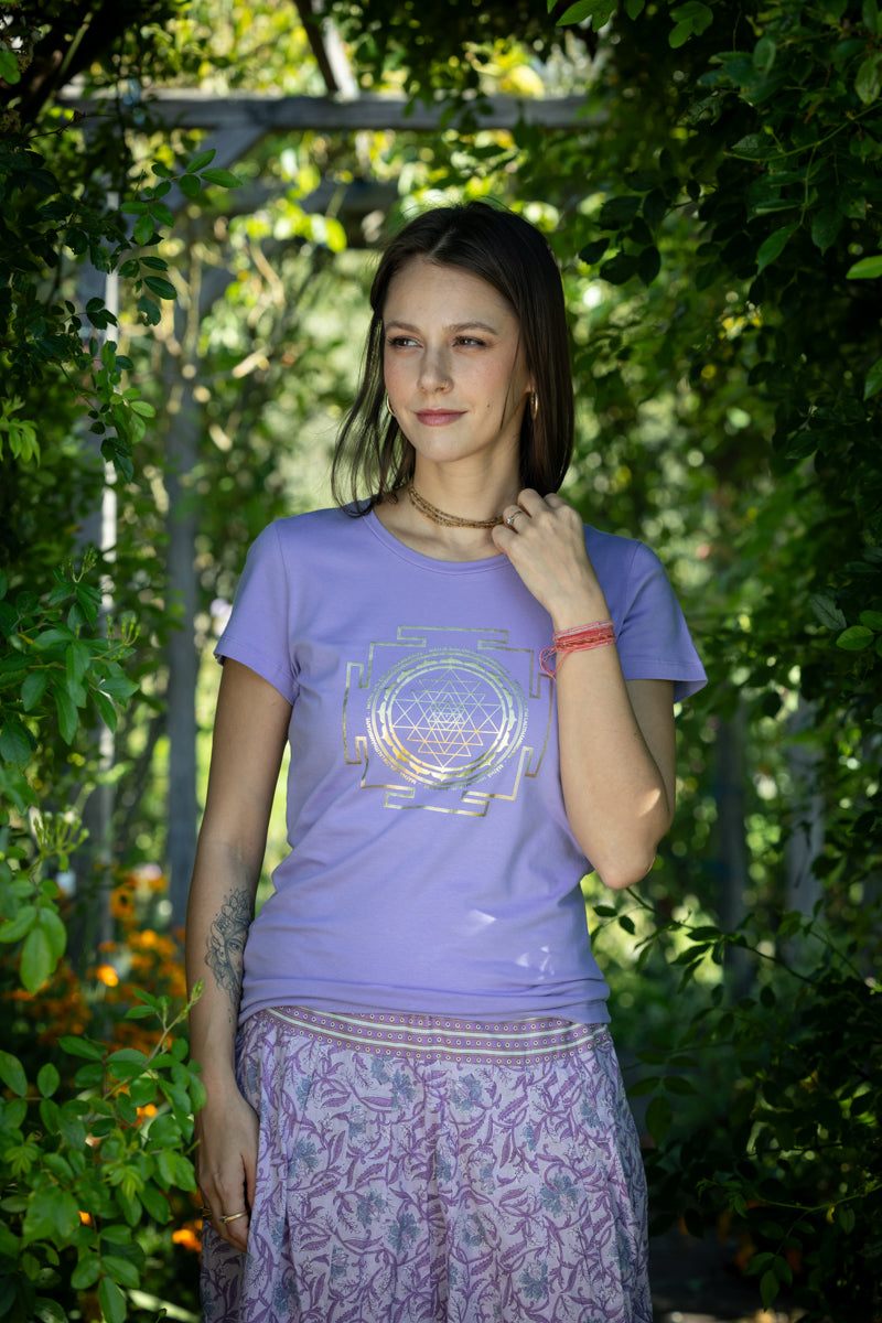 Sri Yantra T-shirt - Bright Lilac