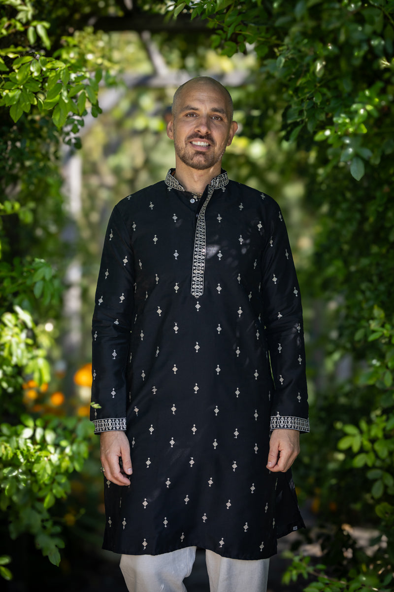 Traditional Prabhu Kurta, Black