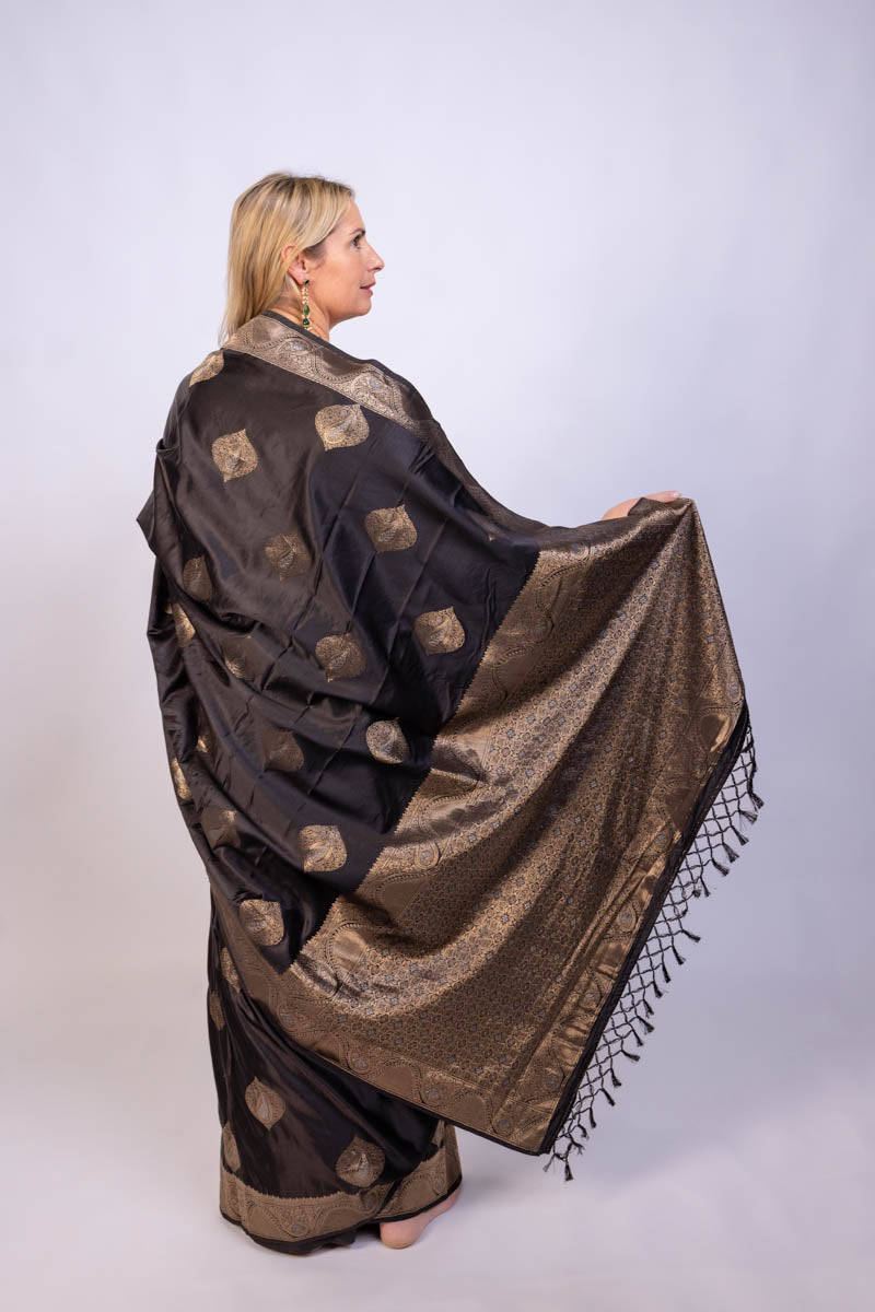 Black Weaving Jacquard Traditional Saree