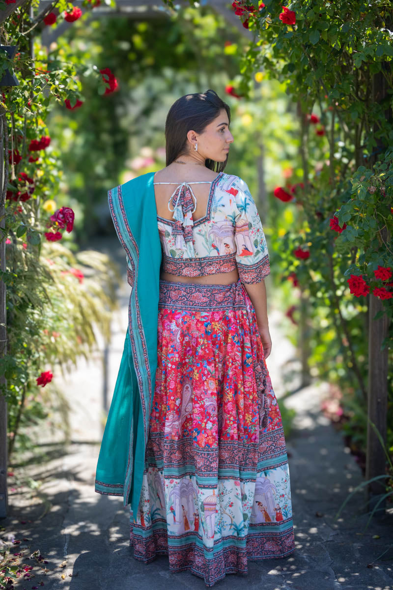 Gopi Dress Set, size 'M'