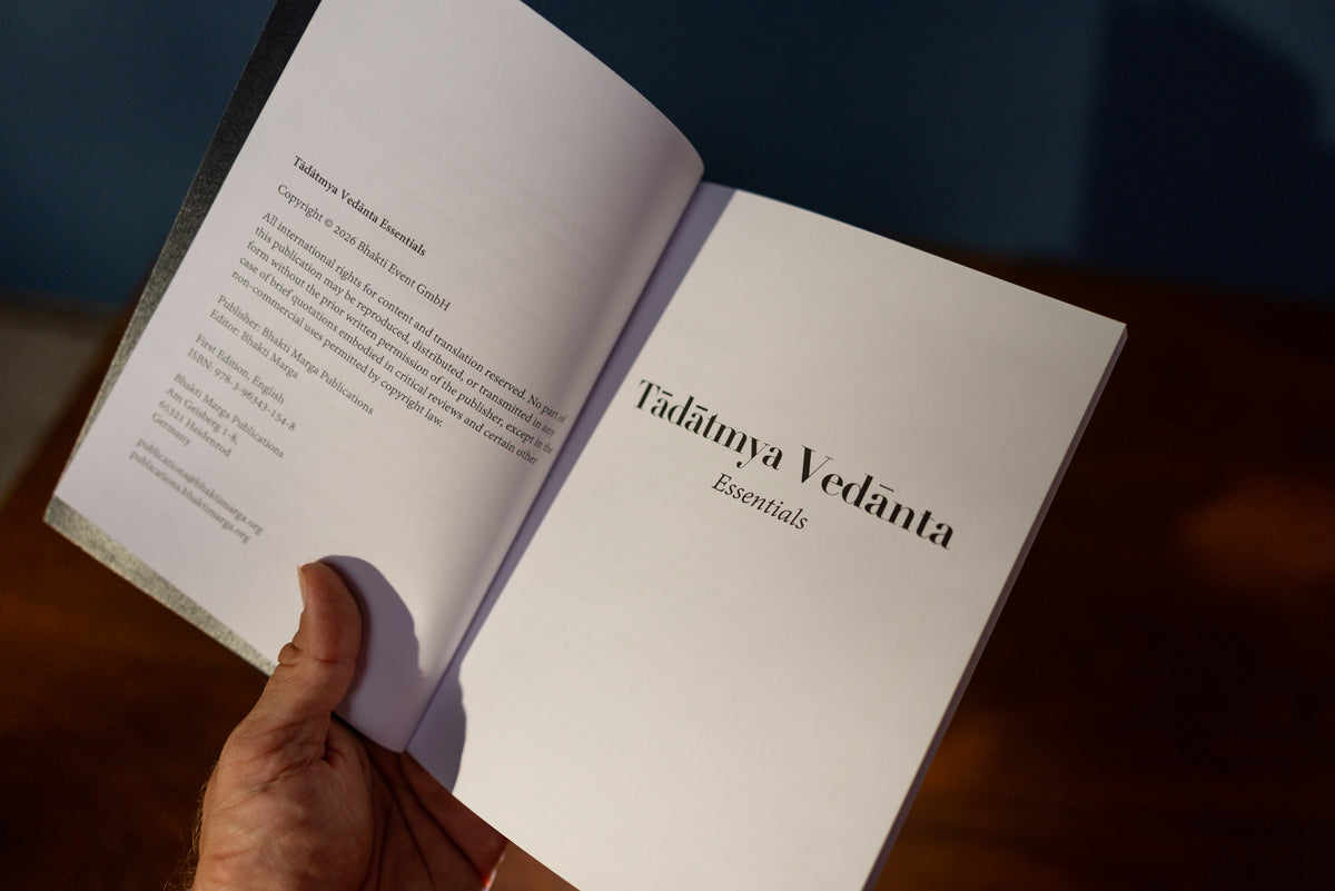 Tadatmya Vedanta Essentials