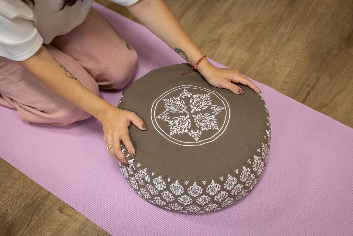 Meditation Cushion, Full-round, Slate Damask
