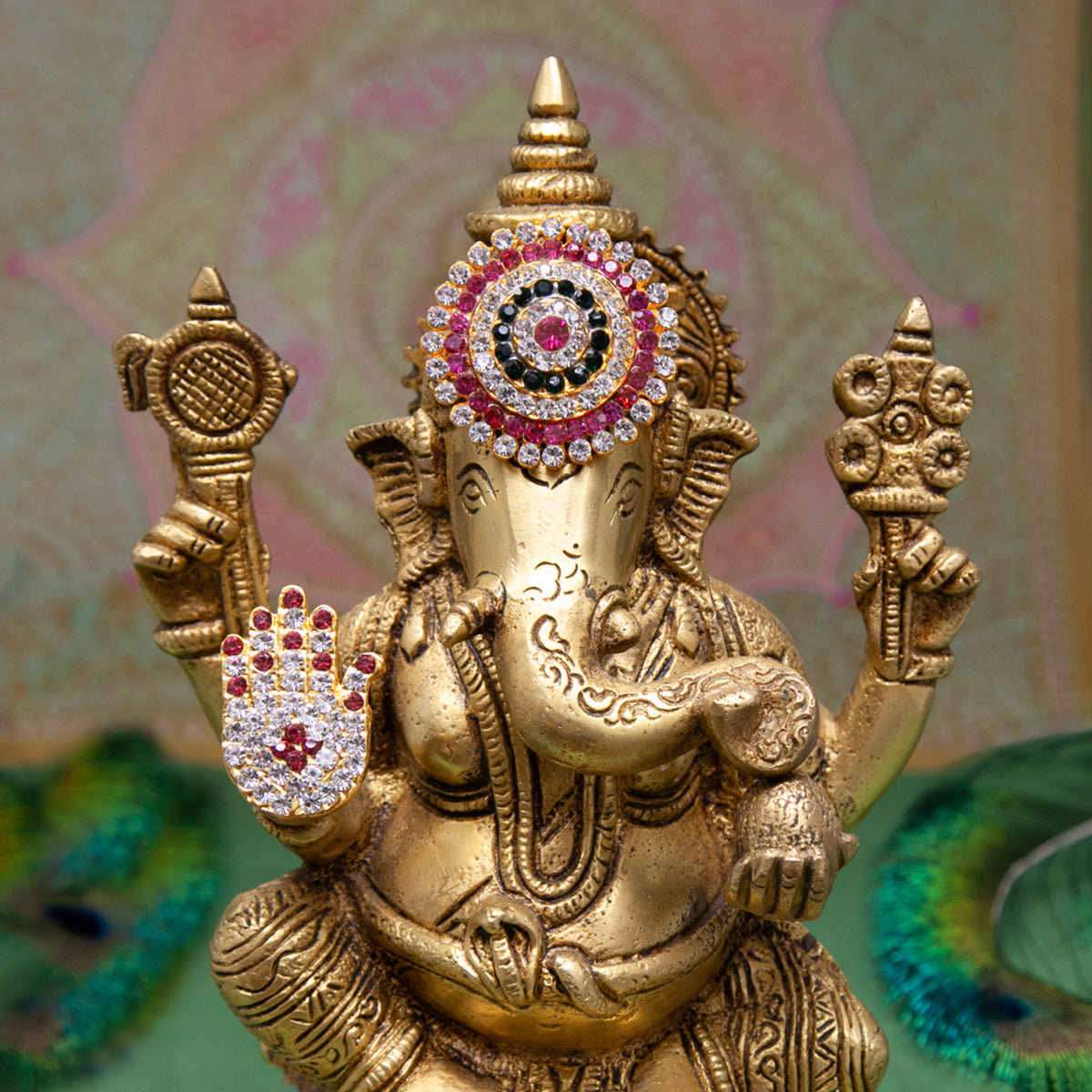 Decorazione di design in pietra - Shieldora / 37mm / Gioielli in pietra per decorazioni di divinità