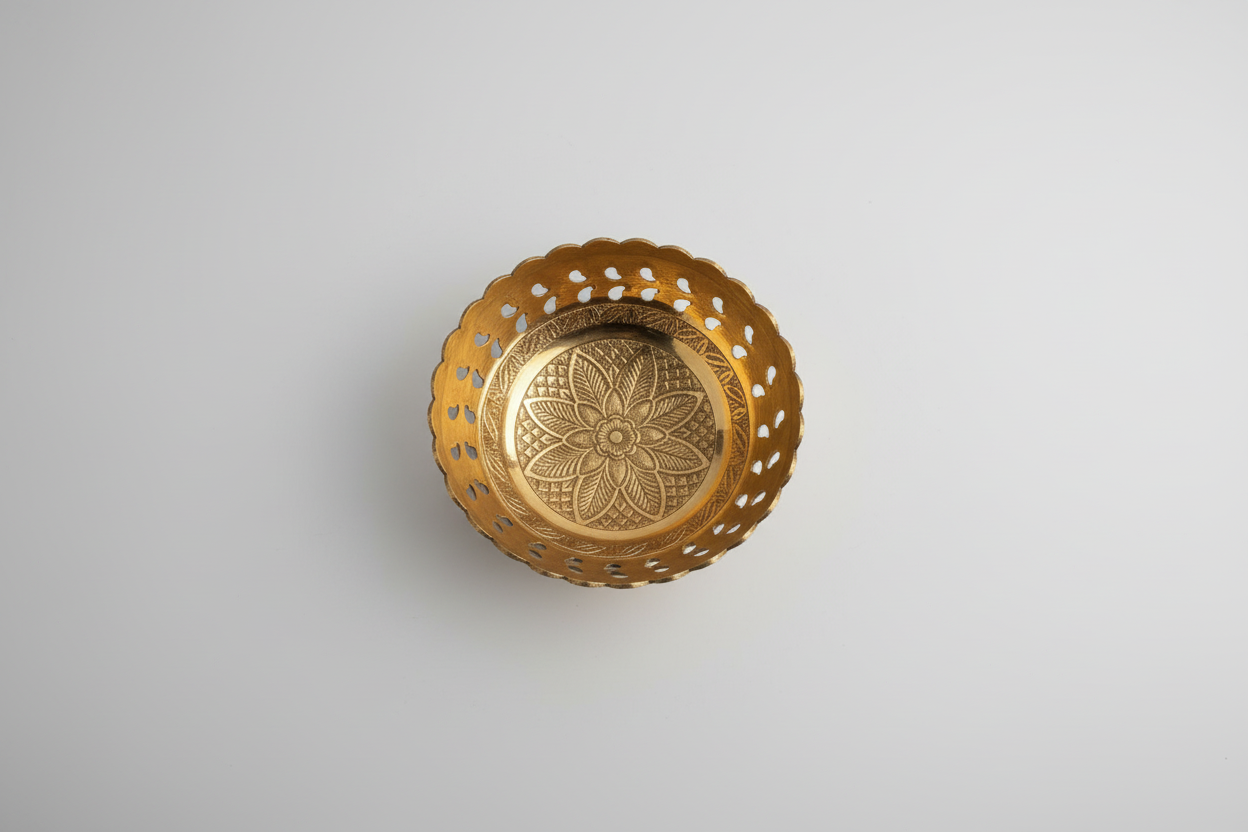 Round Flower Bowl, golden