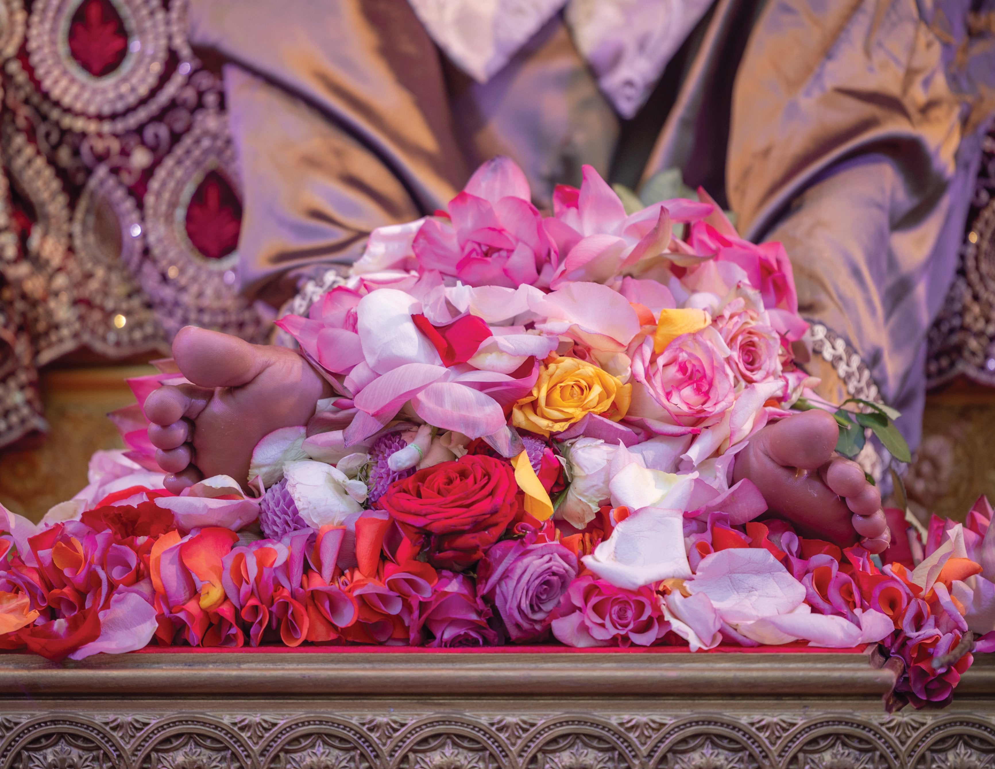 The Lotus Feet of Gurudev, canva, variations