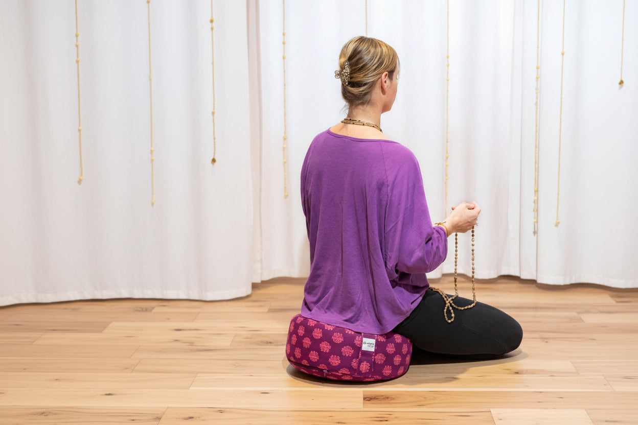 Meditation Cushion, Full-round, Orchid Lotus