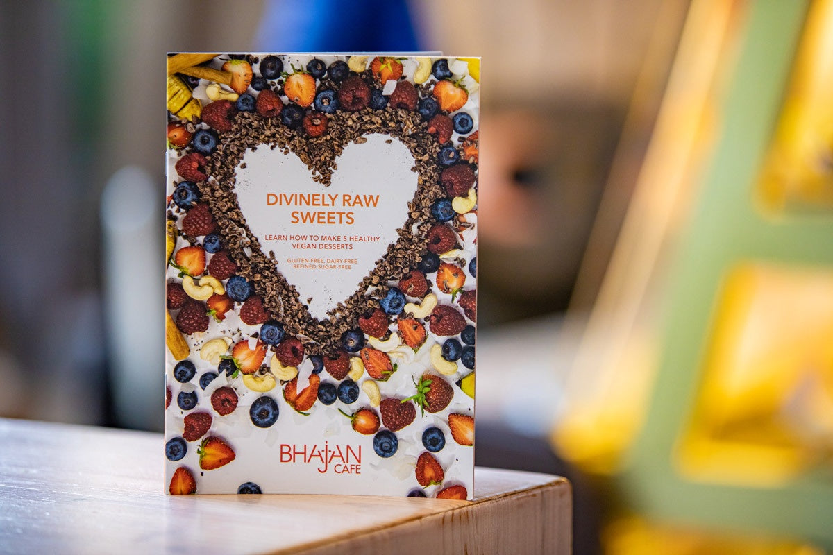 Divinely Raw Sweets, booklet